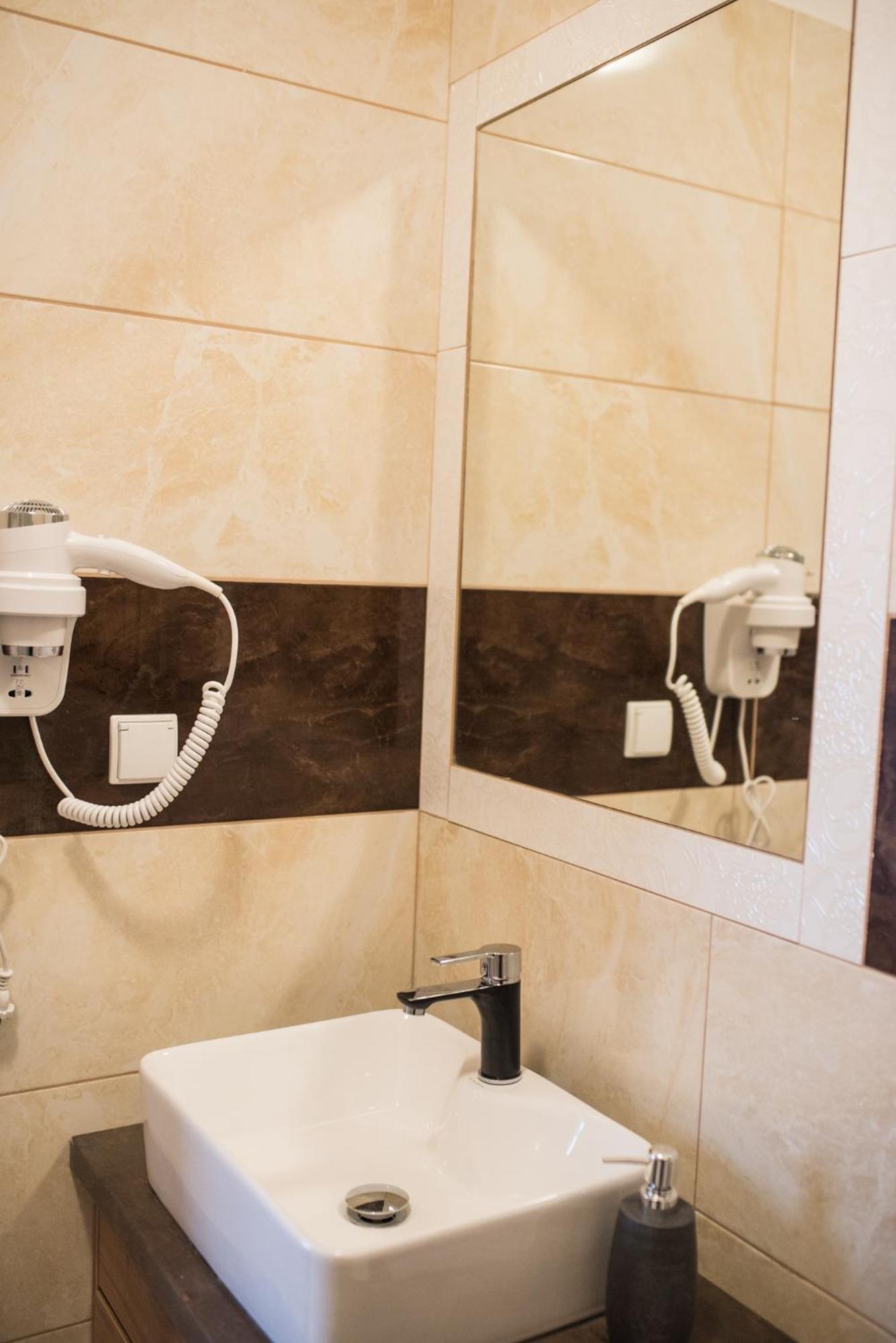 Zajazd U Piasta Kolodzieja Kruszwica Phòng bức ảnh